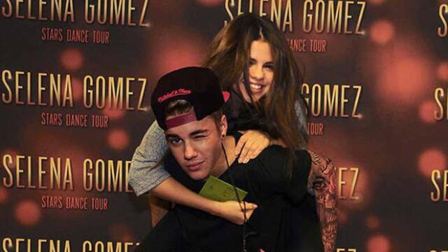 Justin Bieber comete error y revela acercamiento con Selena Gomez