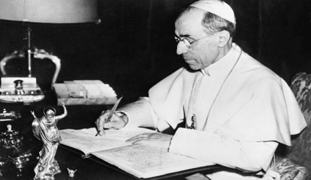Papa Francisco abrirá archivos secretos sobre Pío XII, acusado de guardar silencio ante el Holocausto