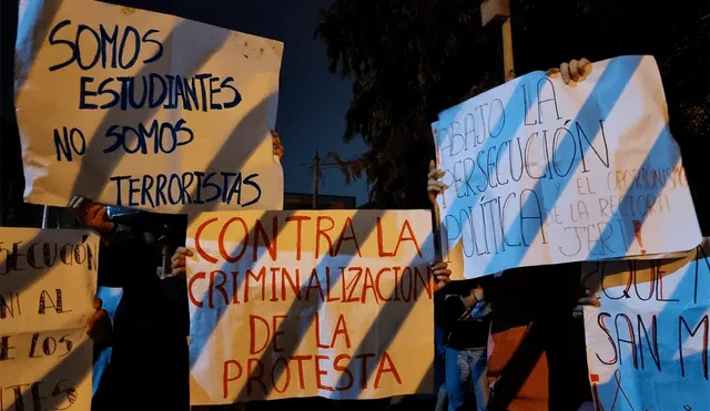 Estudiantes no descartaron unirse a las protestas del 15 de diciembre. Foto: Composición de Fabrizio Oviedo / La República