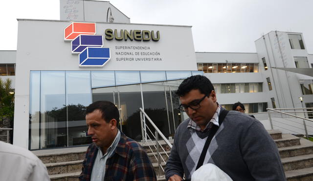 Sunedu reconocerá grados y títulos de universidades que no tienen convenio con Perú