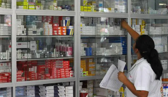 Essalud pide a apoyo a farmacias y boticas para la entrega de medicinas a asegurados