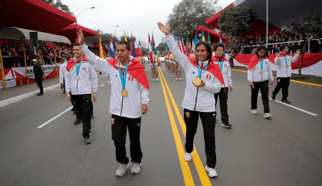 Parada militar 2019: medallistas peruanos de los Juegos Panamericanos marcharon. Foto: Prensa Palacio