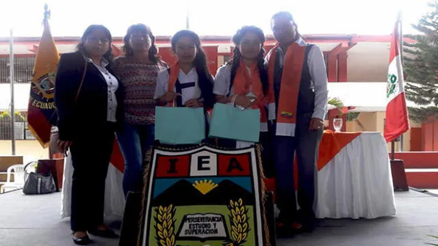 Escolares de Piura y Cajamarca ganaron concurso en Ecuador