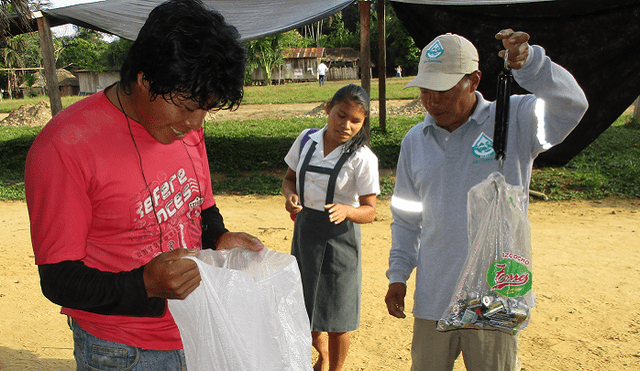 Matsiguengas recogen más de 3 toneladas de pilas en la selva de Cusco