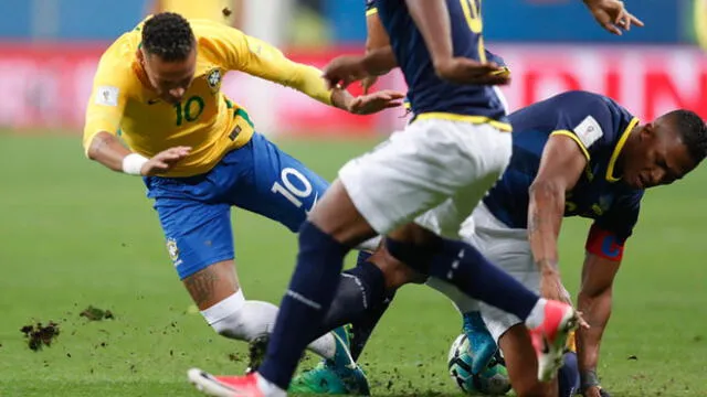Brasil vs. Ecuador: Neymar sufrió una dura falta durante duelo por Eliminatorias a Rusia 2018 [VIDEO]