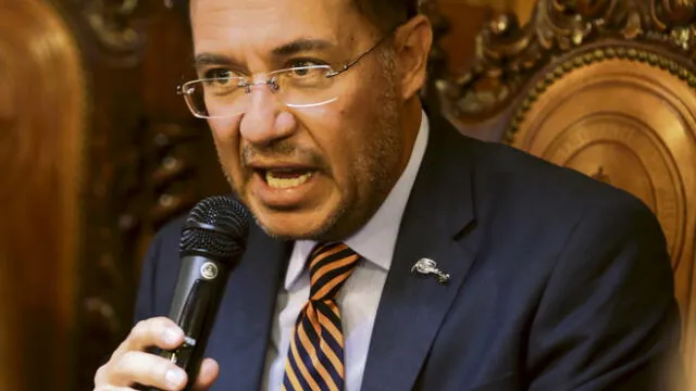 Presidente de la Cámara de Comercio de Arequipa contra posición antiminera de Cáceres 