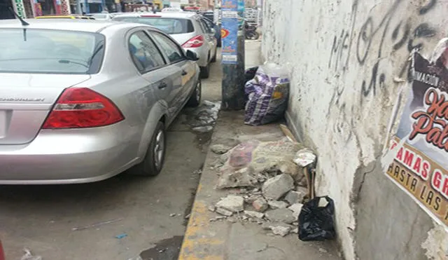 Chiclayo: veredas invadidas por basura