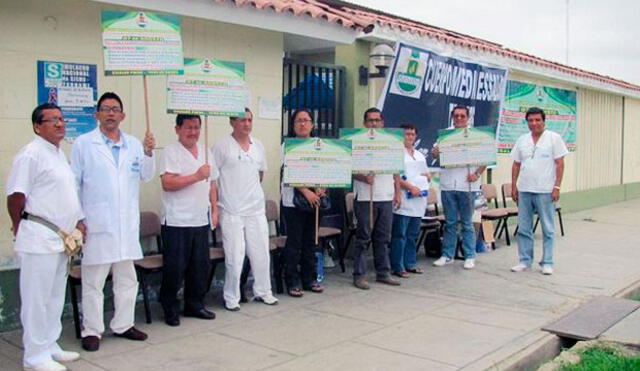 Solo 13 médicos acataron la huelga nacional en Tumbes