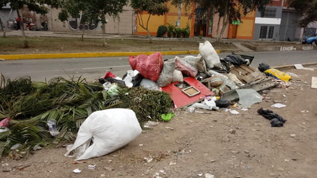 #YoDenuncio: acumulación de basura genera malestar en vecinos 
