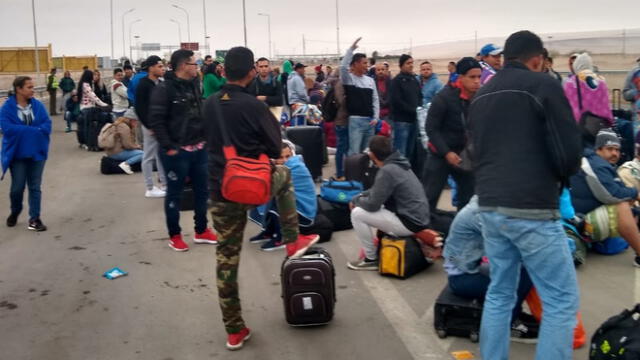 Migrantes están varados en frontera hace 4 días.