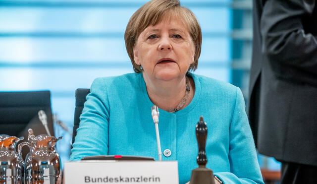 Canciller de Alemania, Angela Merkel, en conferencia de prensa. Foto: AFP.