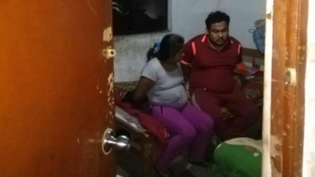 Pedro Josué Izquierdo Ramos (24) y Maribel Rondoy Rodríguez (34) fueron intervenidos en poder de los celulares donde se enviaban mensajes a la víctima. (Foto: Policía Nacional)