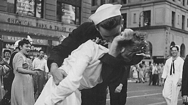 El beso es un acto que se practica hace muchos años atrás entre las parejas. (Foto: Periodico viaje)