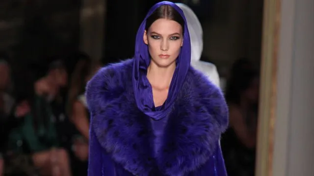Afirman que Versace ya no usará ropa de pieles de animales