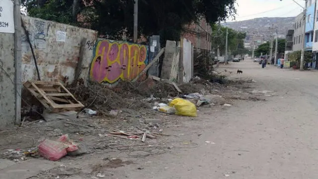 Chorrillos: calles son convertidas en basureros