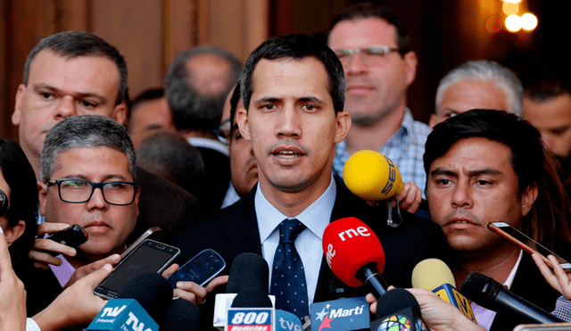 TSJ de Maduro prohíbe la salida de Venezuela a Juan Guaidó