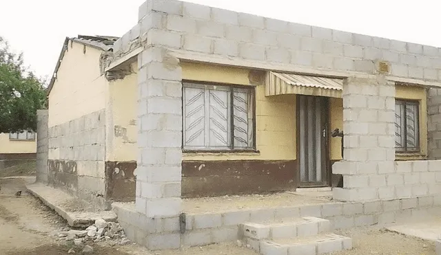 La joven decidió construir esta parte de su casa por cuenta propia y sorprendió a miles. Foto: Zamanzini Philisiwe / Facebook