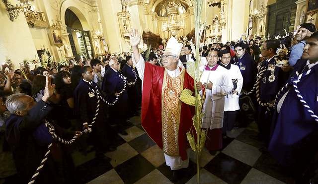 Arzobispo de Lima pide a fieles luchar contra la violencia machista 