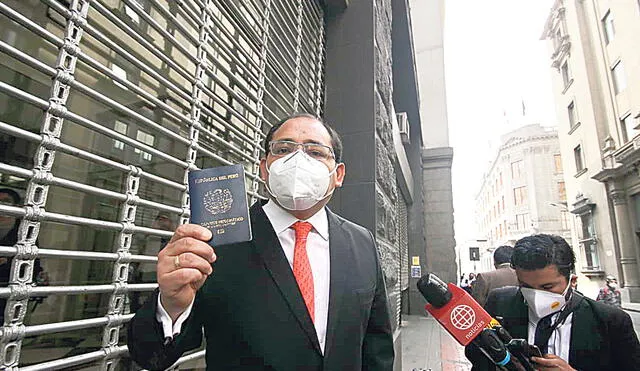 Defensa. Fernando Ugaz entregó pasaporte a la Fiscalía. Foto: John Reyes/La República