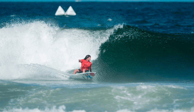 Sofía Mulanovich se corona campeona del mundial de surf realizado en Japón