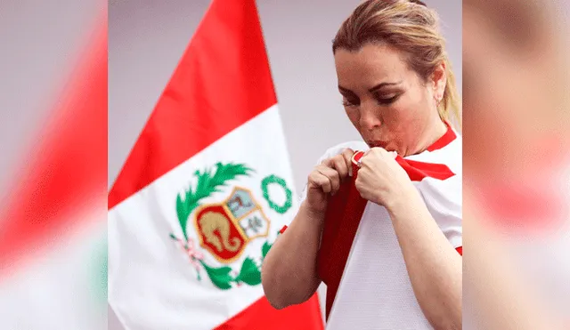 Twitter: Ministra Molinelli quiso saludar a la selección peruana, pero la 'trolean' por exceso de Photoshop [FOTO]
