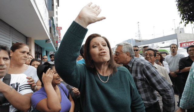 Lourdes Flores critica a Fuerza Popular por eventual censura a Marilú Martens
