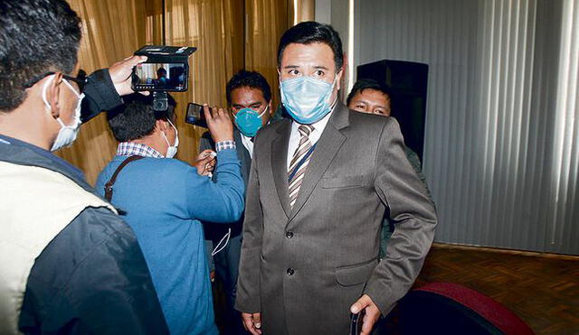 Director de Salud, Jorge Montesinos, contrajo el virus estando en primera linea de batalla.