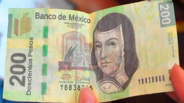 México: Usuario vende billetes de falsos en Facebook