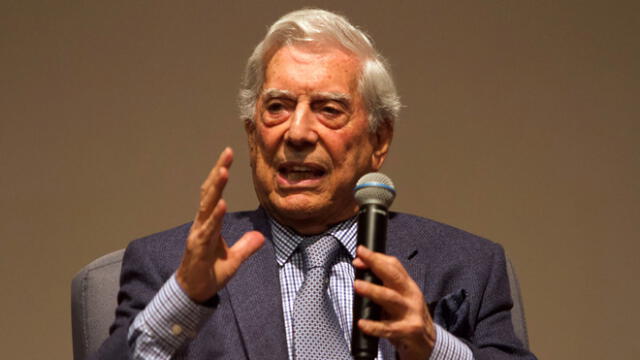 Mario Vargas Llosa también señaló que Alan García fue un personaje que buscó hasta el final que su imagen no se desmoronara. Foto: EFE.