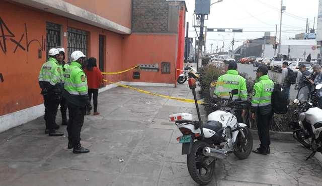 Cercado de Lima: Balacera dejó un fallecido y un efectivo policial herido