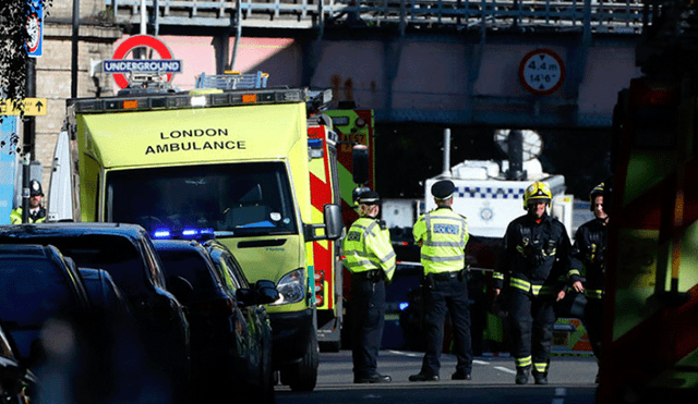 Londres: reportan fuerte explosión en estación de tren