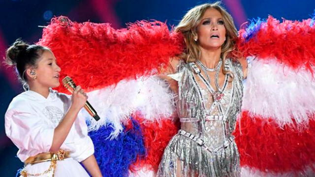 Jennifer Lopez y Shakira envolvieron al Super Bowl en identidad latina
