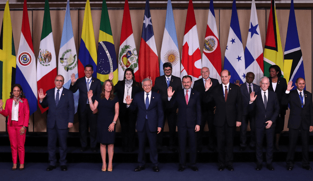 Perú convoca a reunión para abordar elecciones anticipadas en Venezuela