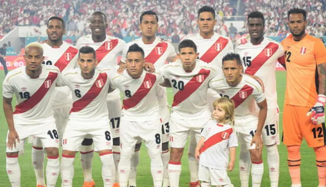 Camiseta de la selección peruana figura entre las 50 más bonitas del mundo