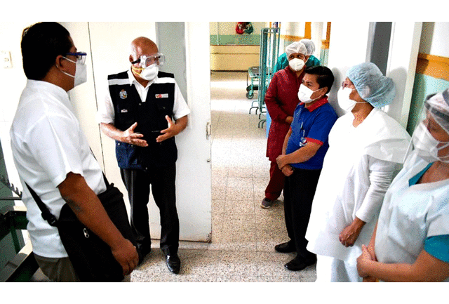 Víctor Echeandía asumió el compromiso de mejorar las condiciones del hospital.
