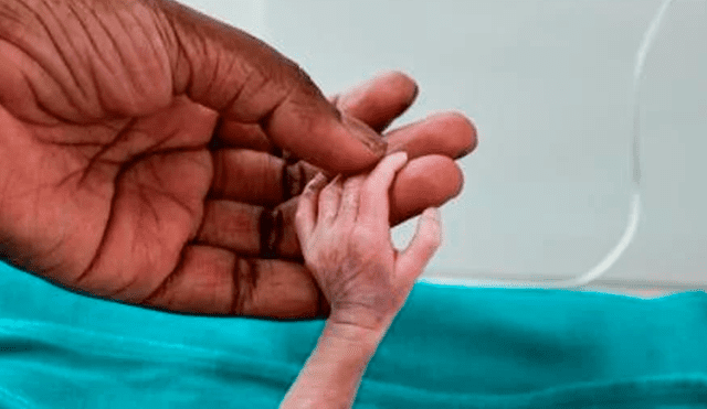 Encontraron vivo a un bebé recién nacido sepultado bajo un alud de barro en la India. Foto: Referencial