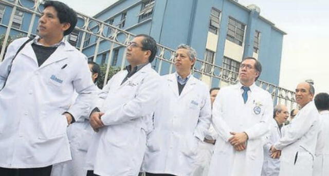 Inhabilitaron a 650 médicos de Arequipa por moras con colegio profesional.