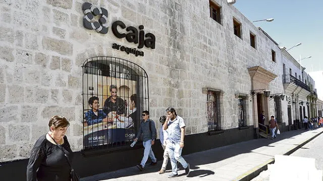 Autorizan transferir el 20% de acciones de Caja Arequipa para su expansión