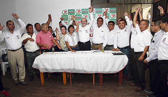 Juntos por el Perú presentó precandidatos a Lambayeque