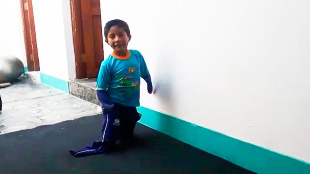 Lambayeque: niño minusválido quiere conocer a André Carrillo [VIDEO]