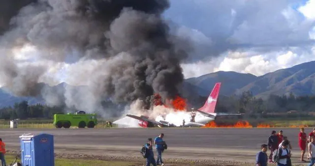 Jauja: avión se incendia tras aterrizar y 140 pasajeros son evacuados