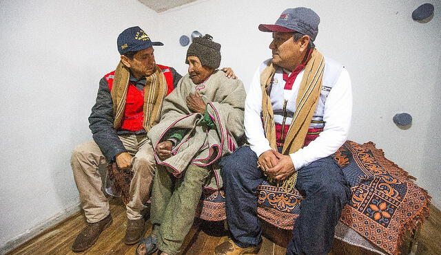 Entregan 42 "casitas calientes"  a pobladores de extrema pobreza en Tacna
