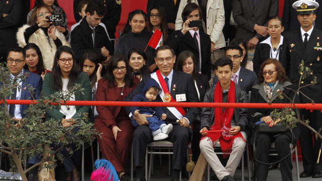 Presidente Vizcarra envía saludo por el Día de la Familia Peruana