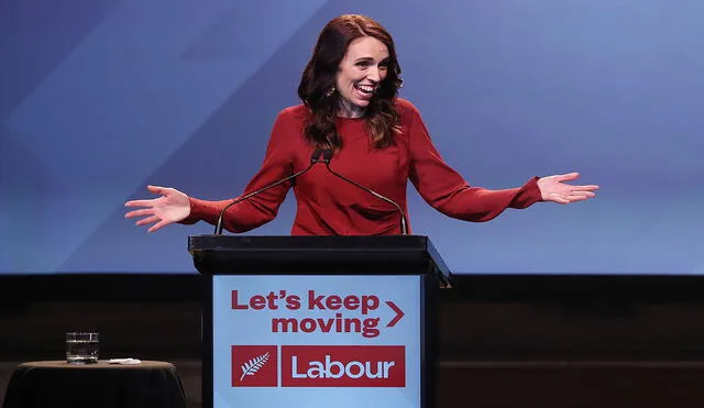 Jacinda Ardern llevó al Partido Laborista de Nueva Zelanda a su triunfo más contundente en este siglo. Foto: AFP