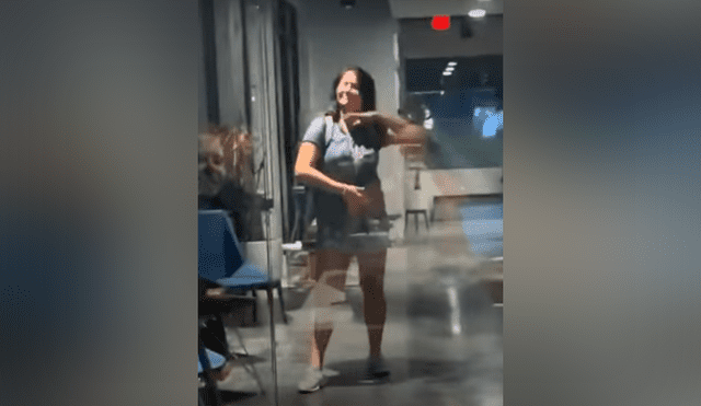 Facebook viral: mujer recibe terrible karma al llegar tarde a su trabajo [VIDEO]