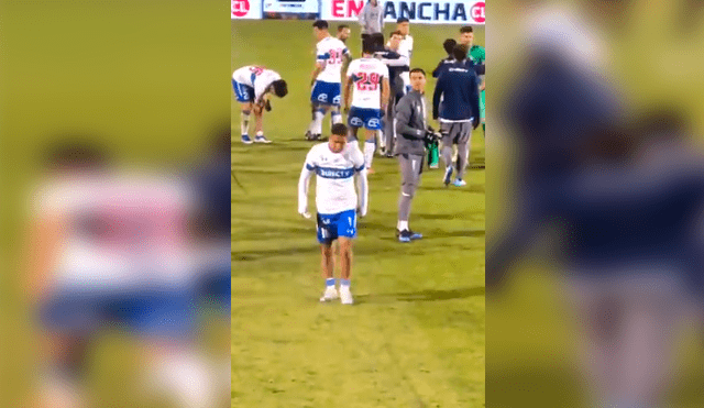 Jeisson Vargas no estuvo de acuerdo con la decisión que tomó su entrenador en el partido que disputó la Universidad Católica frente al Everton.