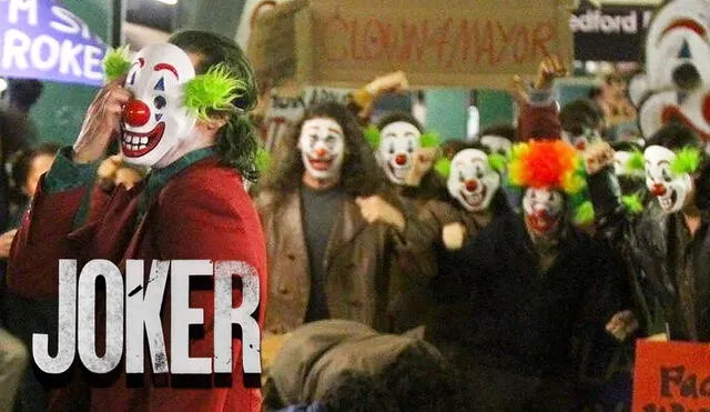 La multitud aparecida en la película son denominada como los Jokerz en los cómics.