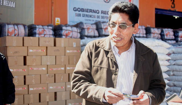Congresista Edilberto Curro estudia Derecho en Puno pero radica en Lima