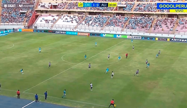 Fleischman y Uribe discreparon sobre el polémico gol de Sporting Cristal a Alianza [VIDEO]