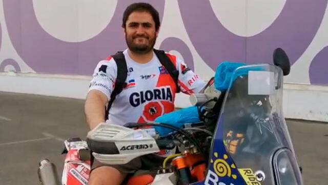 Sebastián Cavallero listo para competir con su moto en el Dakar 2020. Foto: captura